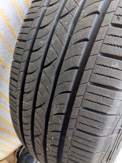 275/60R20 used tire