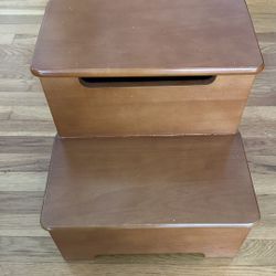 Solid wood step-stool