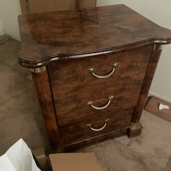 Cabinet $20