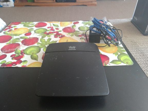 Linksys E1200 super speed Wi-Fi router