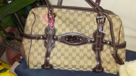 AUTHENTIC GUCCI HANDBAG