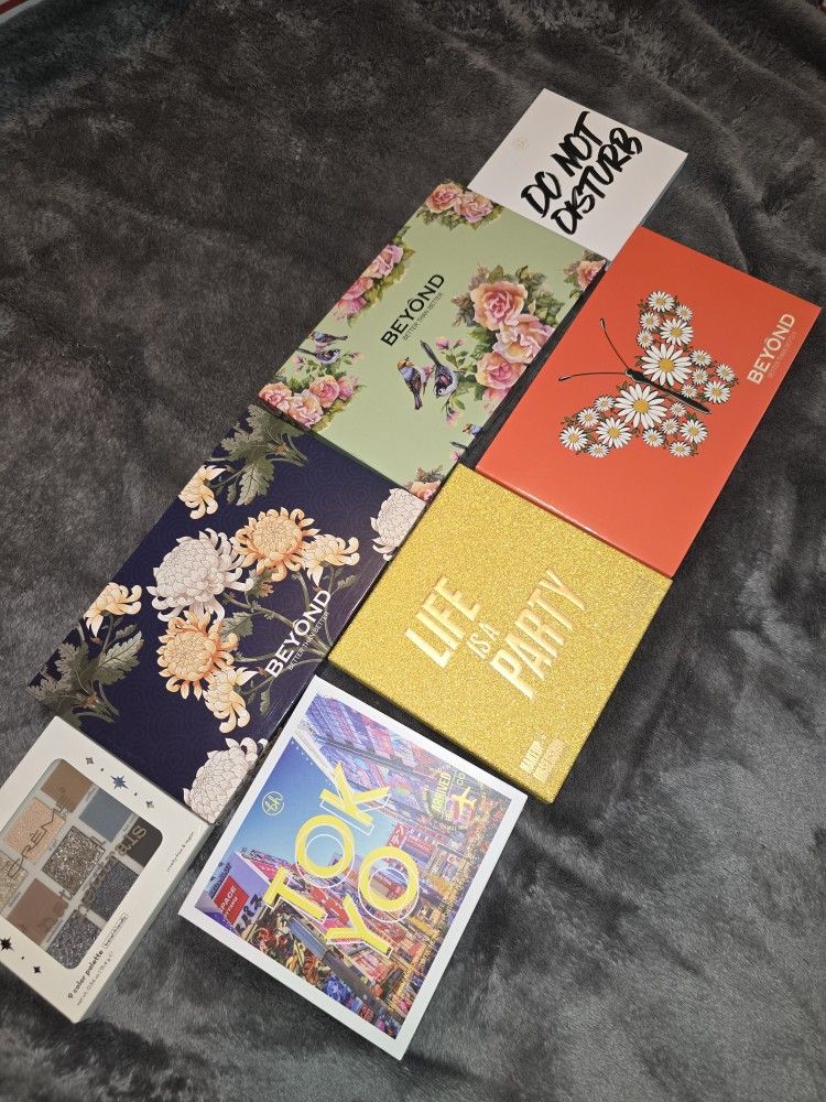 Brand New Makeup Pallets