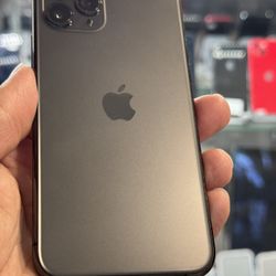 Like New Unlocked iPhone 11 Pro - Desbloqueado 