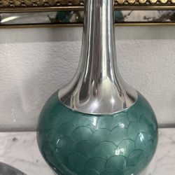 Decorative Boat-Shaped Plate/Object with Silver Leaf Design