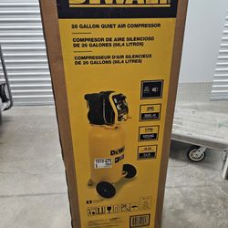 Dewalt 26 gallons air compressor