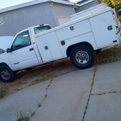 1997 Chevy Truck  Read Description