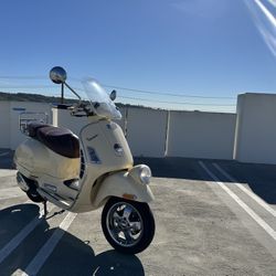 VESPA GTV 250 For Sale