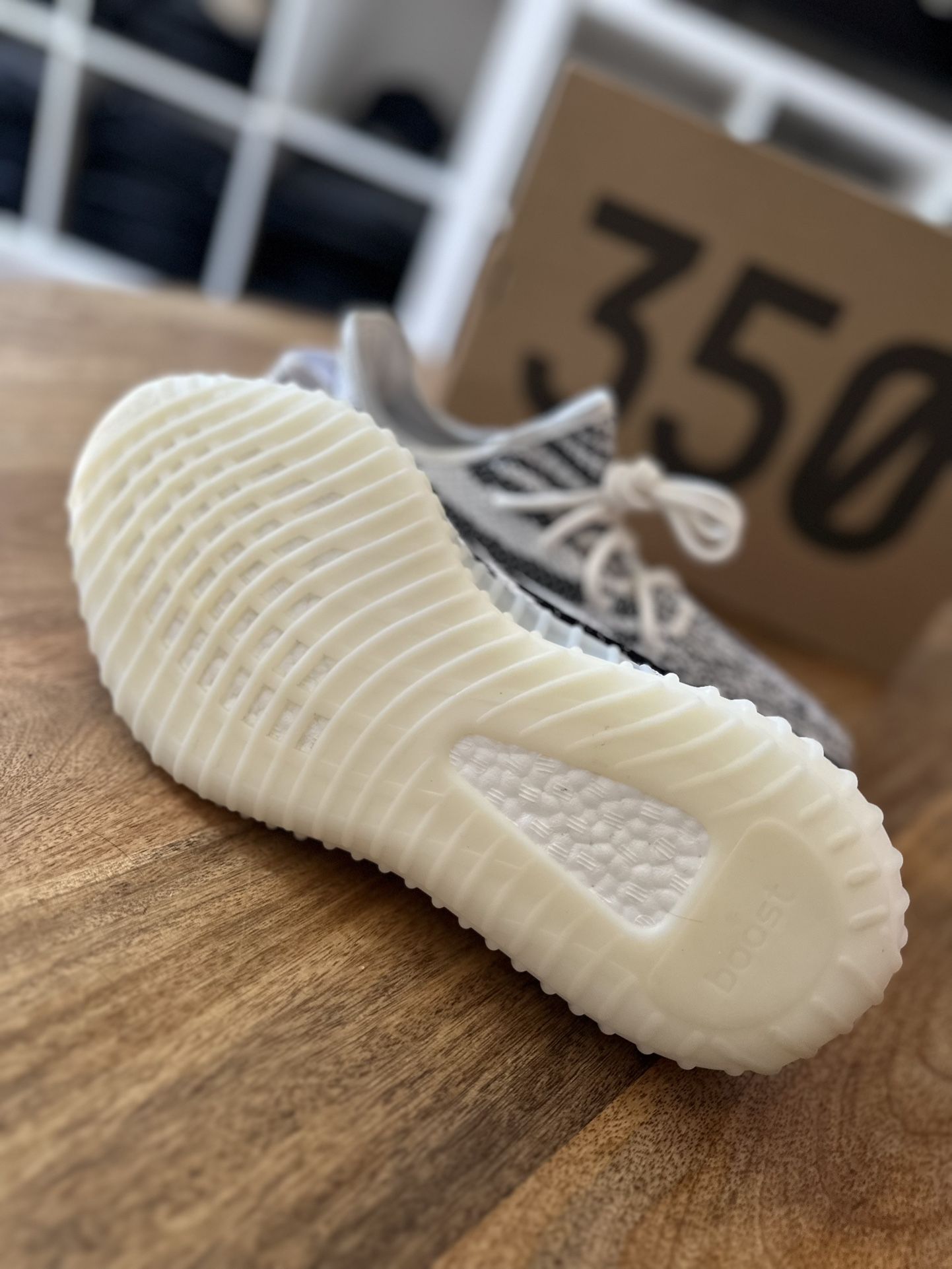 Yeezy 350v2 Zebra Size Pads