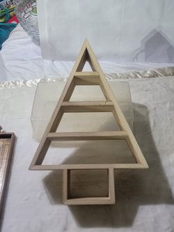 Small Display Shelf 