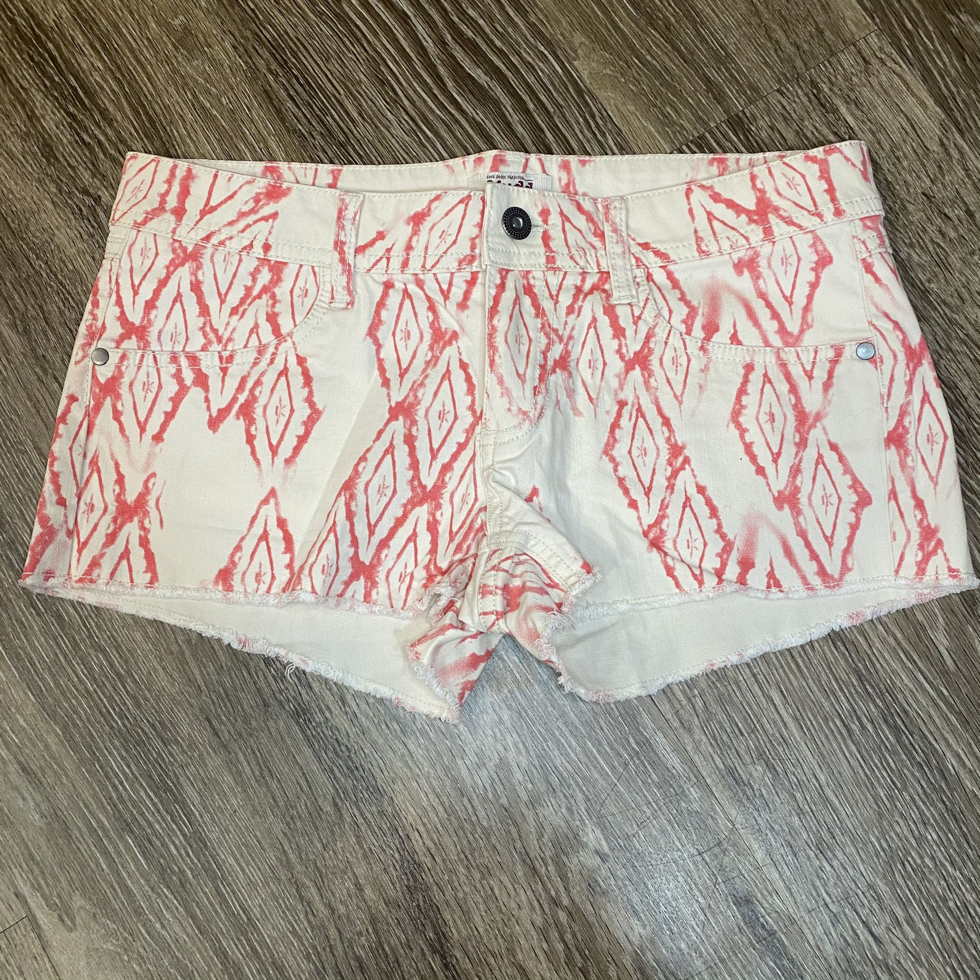 Womens Cream and Pink Printed Shorts - 9