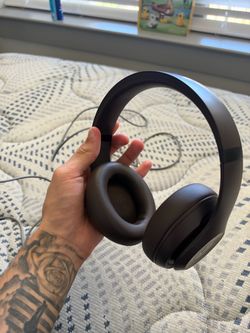 Beats - Studio Pro - Wireless Noise Cancelling Over-the-Ear Headphones - Deep Brown
