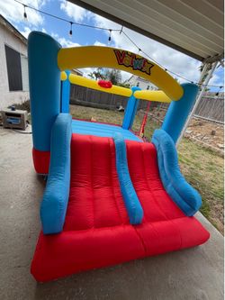 Bounce house barely used