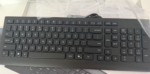 New - Wired keyboard and mouse