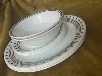 Dinnerware Set