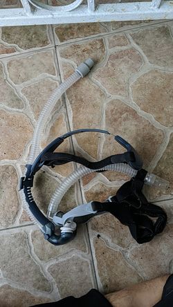 Puritan Bennett Breeze SleepGear CPAP with headgear