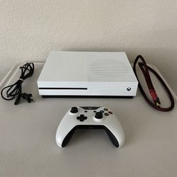 Xbox One S (Read Description)