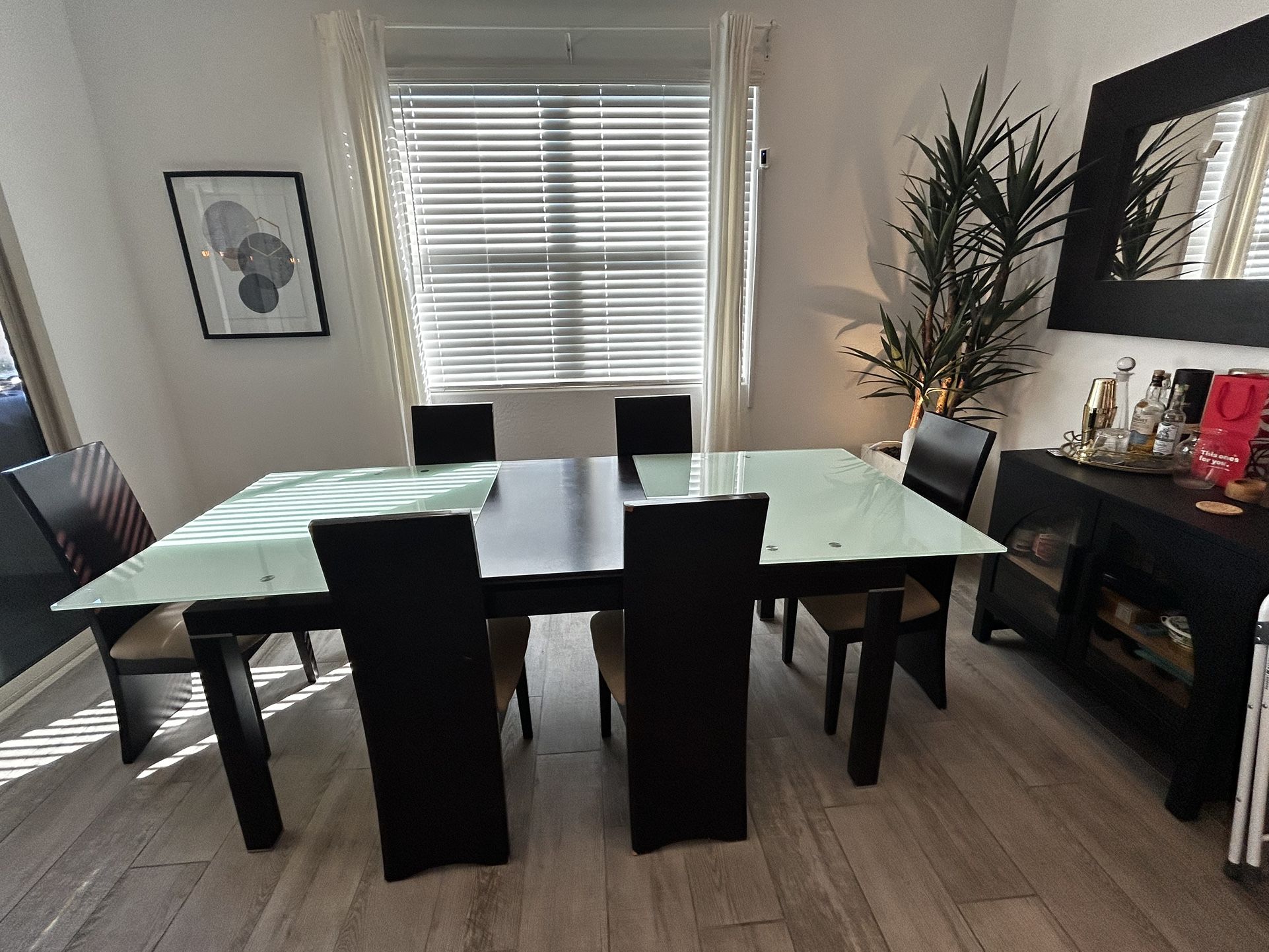 Modern Extendable Dining Set