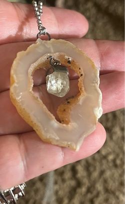 Sliced agate geode with clear quartz pendant necklace