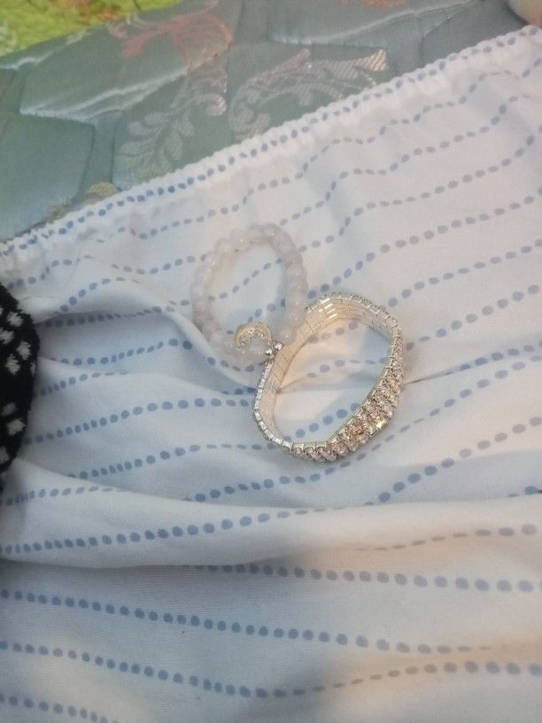 Braclets