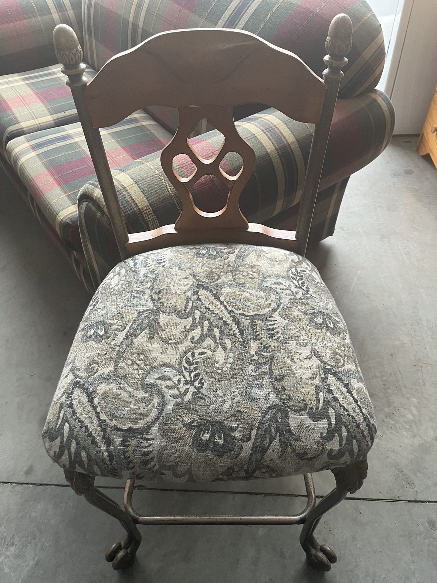 2 Bar Stools