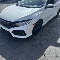 2018 Honda Civic Hatchback
