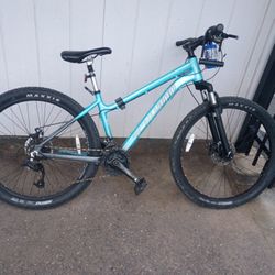 27.5 Schwinn Mountain Bike 