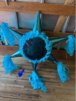 Plain baby blue/ azul bajito tambor piñata