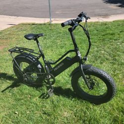  
Pedego Element V1 Electric Bike –  Ready To Ride