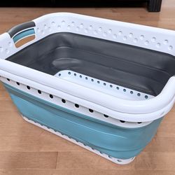 2 Sammart Collapsible Laundry Baskets