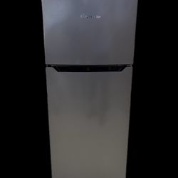 FridgeMaster Mini Fridge