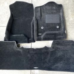 2015-2017 Chevy Silverado Crew Cab Molded Floor Mats 