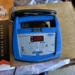 Schumacher SpeedCharge 15A Battery Charger – 6V/12V Automatic