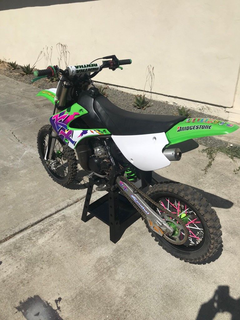 Kawasaki Kx85 Kx 85 Dirt Bike Motorcycle 2 Stroke