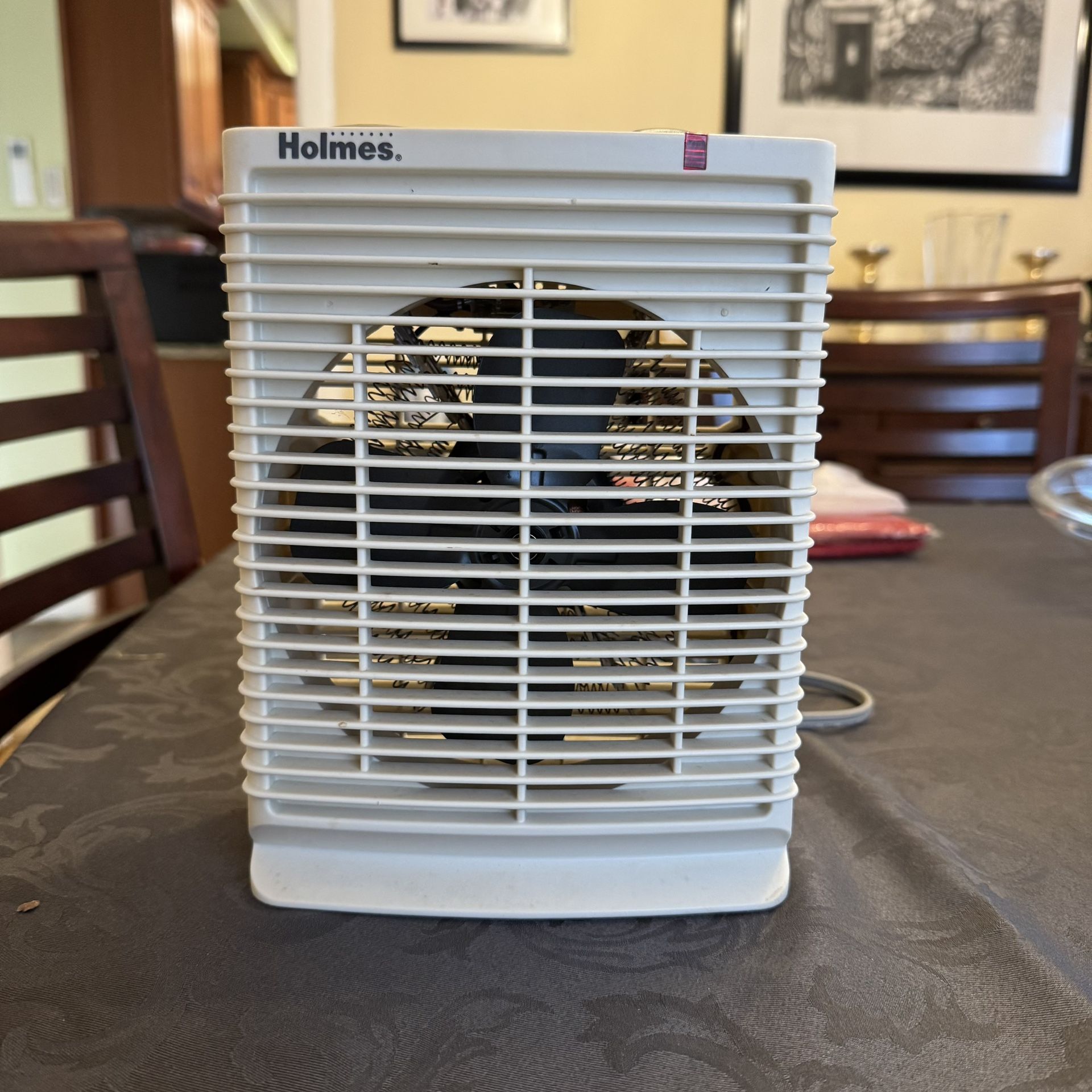 Holmes 1500 Watt Desktop Space Heater