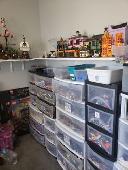 Lego's Buy,trade, Sell.