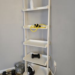 Leaning Wall Storage/display Lattet