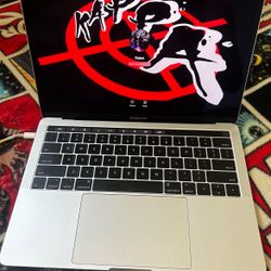 MacBook Pro (W Touchbar)