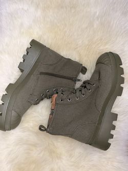 Combat Boots