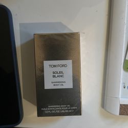 TOM FORD Soleil Blanc Shimmering Body Oil