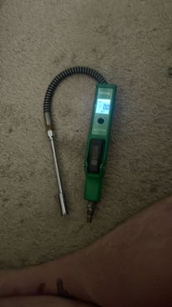 Matco digital air pressure gauge
