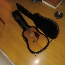 Fender Acoustic Guitar With Hard Case