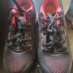 Safety Shoes Steel Toe Size 7 , Brand New , Never Used 