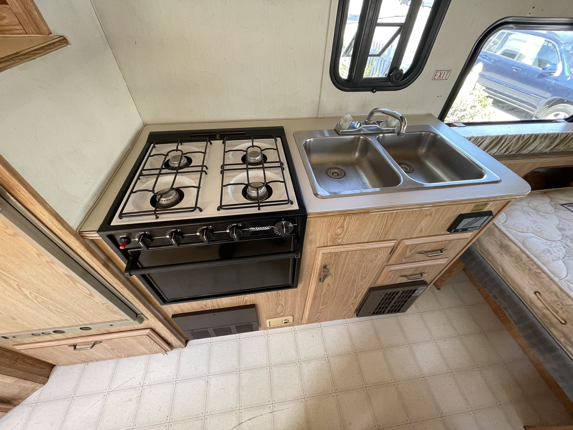 1991 Nomad Travel Trailer 16 Ft