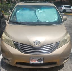 2011 Toyota Sienna