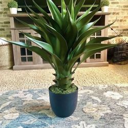 Pretty Artificial Plant Snake Tree  28 Inches With Planter