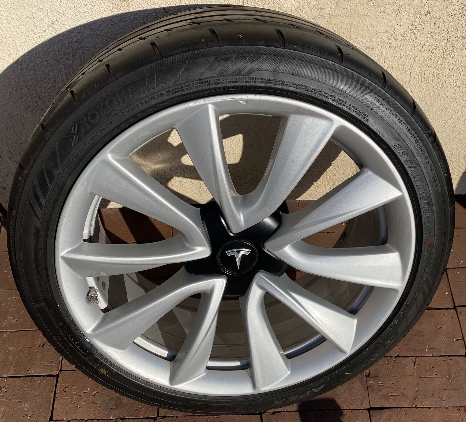 Tesla Model 3 Stiletto 19” Wheel