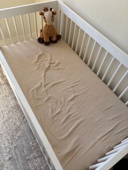 White Wood Crib and Waterproof Mattress