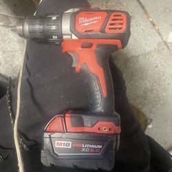 Milwaukee M18 Drill &  5.0 RL B