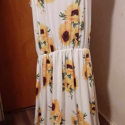 Women's Long Length Sunflower Print Sundress Size XXL