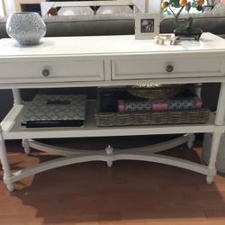 Sofa table console table Like NEW!!